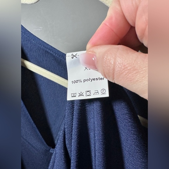 Navy Ruffle Sleeve Women's V-neck Ruffle Hem size XL Flowy Festival Boho - Picture 5 of 6